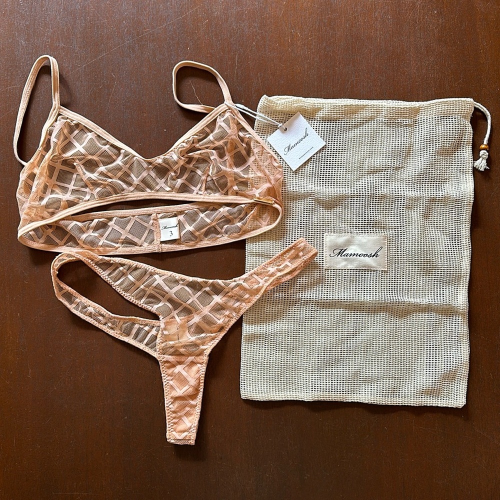Mamoosh Co Angi Greene Fletcher // size 3 NUDE // bralette // bra thong size 2